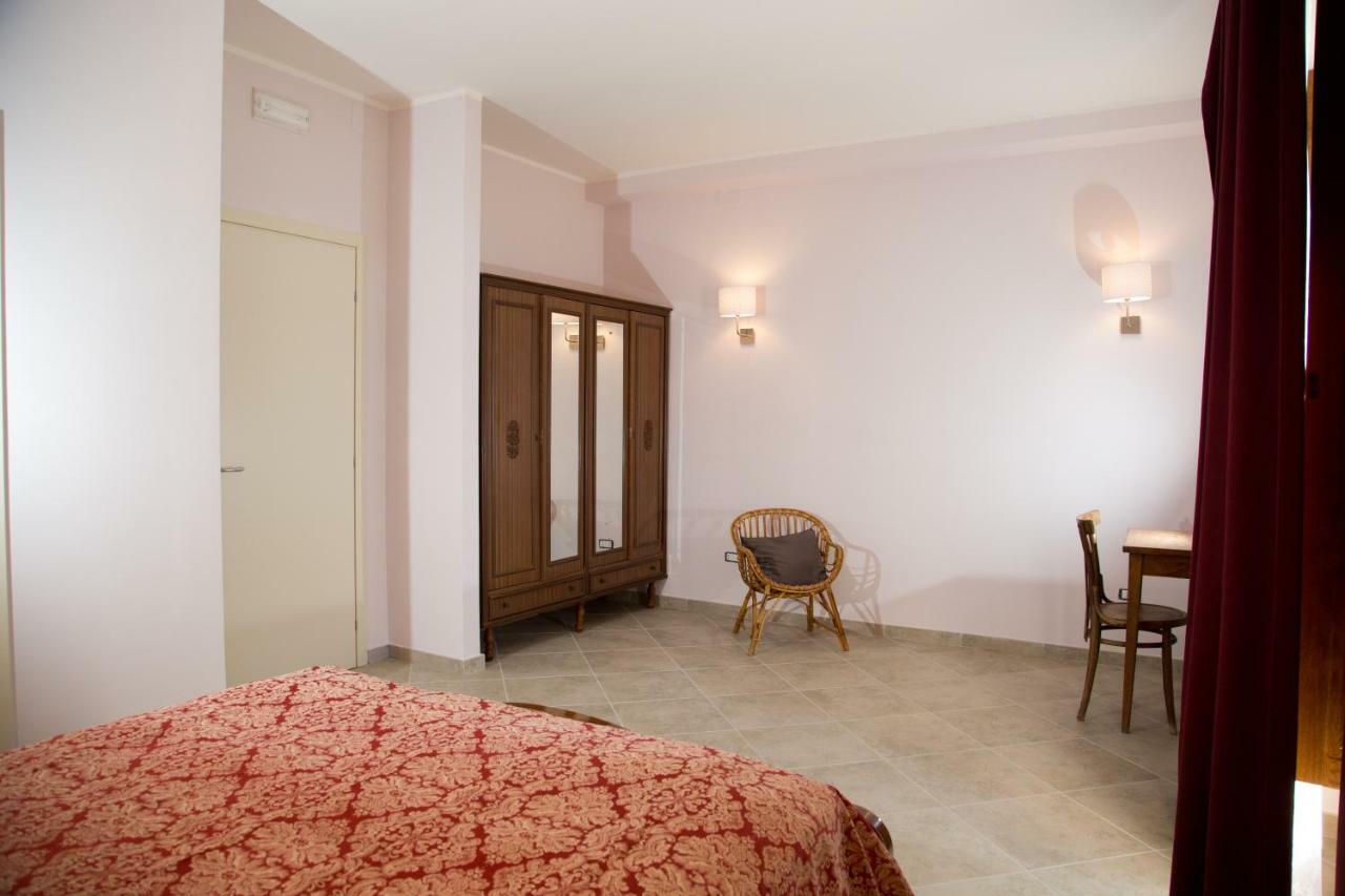 Il Moro Bianco Bed & Breakfast Teano Exterior photo